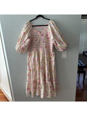 Ivy City Co Pink Floral Midi Dress